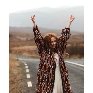 ZARA LONG GEOMETRIC JACQUARD COAT